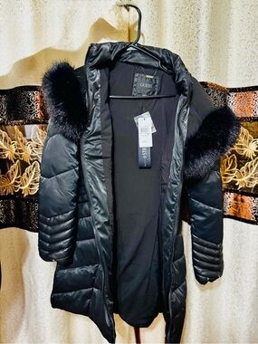 GUESS Women's Black Faux-Fur Trim Puffer Coat